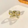 Broche de Laço Acessório Anti-Exposição Fixador de Decote Invisível Sem Costura Broche Feminino Broche de Terno Camisa