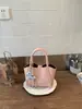 Bolso de Mano de Mujer de Alta Gama Nuevo Primavera 2026 con Patrón de Lichi, Bolso Cruzado de Ala de Moda Tendencia