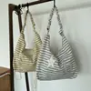 Bolsa de Lona Cuadros Nueva y Linda de Dibujos Animados para Mujer con Bordado, Bolsa Tote Versátil para la Escuela y el Trayecto