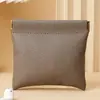 Bolsa de Couro Preto Premium com Textura de Pedras, Fechamento Automático, Bolsa para Joias, Bolsa de Armazenamento de Joias, Batom, Cosméticos, Bolsa Pequena