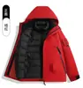 Forro de plumón de algodón Chaqueta Exterior Tres en Uno Ropa de Abrigo para Mujer Traje de Montañismo para Hombre Cortavientos Impermeable con Capucha 26 Nuevo Estilo