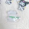 Broches Periféricos Lindos de Dibujos Animados Personalizados, Pines Pequeños de Pegamento Suave y Pegamento Estéreo, Pines de Esponja de PVC Prensados en Caliente
