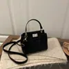 Bolsas Femininas, Elegantes Urbanas de Ombro Único Casuais Pequenas Quadradas, Simples e Estilosas, Tendência Novo Estilo Bolsas Femininas de Mão Transversais