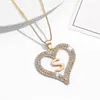 Colar Versátil de Coração com Letra Estilo Luxo Leve para Mulheres, Presente da Moda de Nicho para o Dia dos Namorados Chinês para Namorada, Presente para Mãe