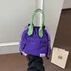 Bolsa tipo cubo para deportes al aire libre y senderismo, casual y versátil, una bolsa de mano versátil para el uso diario, gran capacidad y se puede llevar cruzada, adecuada tanto para hombres como para mujeres