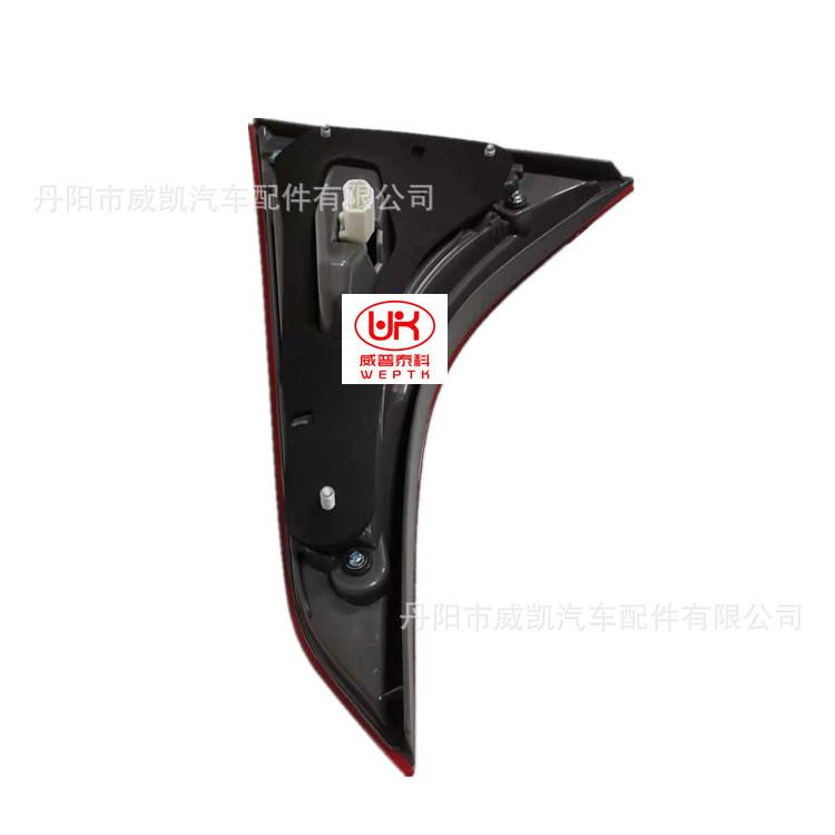 16卡罗拉 尾灯 内 SE 4_副本