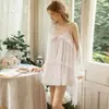 DZ Vestido de Renda Suave Doce com Alças de Malha e Sutiã Embutido Saia de Camada Dupla Lingerie de Dormir com Alças Roupão Conjunto para Casa 5272
