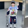 Ropa para niños, conjunto para niños, nueva colección primavera/otoño 2026, para bebés y niños pequeños, con un atuendo deportivo y casual con temática de motocicleta de Ultraman