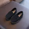 Mocasines infantiles sin cordones, zapatos de cuero gamuzado, zapatos pequeños de cuero estilo retro británico nuevos, zapatos cosidos antideslizantes