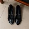 Zapatos de piel con decoración de lazo, adecuados para primavera y otoño, estilo retro, de suela plana, bailarinas de punta fina, estilo Mary Jane francés, nuevos zapatos de cordones para mujer