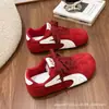 Zapatos retro de gamuza Forrest Gump para mujer, nueva colección primavera 2026, punta redonda, suela plana, zapatillas de entrenamiento alemanas, zapatillas casuales versátiles
