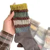 Meias femininas da moda populares para o início do outono, novas meias empilhadas de cano médio, estilo coreano, meias femininas estilosas de cintura alta, meias da moda de comprimento médio