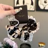Elástico de Cabelo de Renda Floral Doce Francês para Mulheres Nova Moda Versátil para Rabos de Cavalo Coques Corda de Cabelo Corda de Cabeça Acessórios de Cabelo