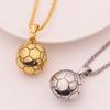 Collar con Colgante de Modelo de Fútbol Sólido Chapado en Oro de Estilo Europeo y Americano, Nueva Moda, Joyería y Accesorios para Aficionados al Fútbol
