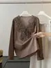 Camisa de proteção solar de algodão e linho com patchwork de bordado de renda pesada, decote em V, manga longa para mulheres, novo estilo de verão, solta e fina, top que emagrece