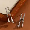 Brincos Femininos Ins Estilo Cool High-End Diamante Brilhante Gota Dupla Design de Nicho Simples Versátil Elegantes Brincos Brincos