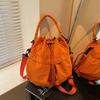 Bolso de Relajación Transfronterizo para Mujer 2025 Nuevo Bolso Bandolera de Hombro Versátil Popular Bolso Cubo Portátil Mochila