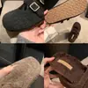 Zapatos Mary Jane Peludos de Doble Hebilla para Mujer, Nuevo Estilo Otoño/Invierno 2025, Zapatos Poco Profundos sin Cordones, Estilo de Hada, Adecuados para Faldas, Zapatos Mocasín