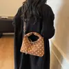 Bolsa de Ombro Casual com Laço Feminina 2025 Nova Moda Bolsa Carteiro de Bolinhas Transversal Bolsa de Trabalho de Aparência Sofisticada