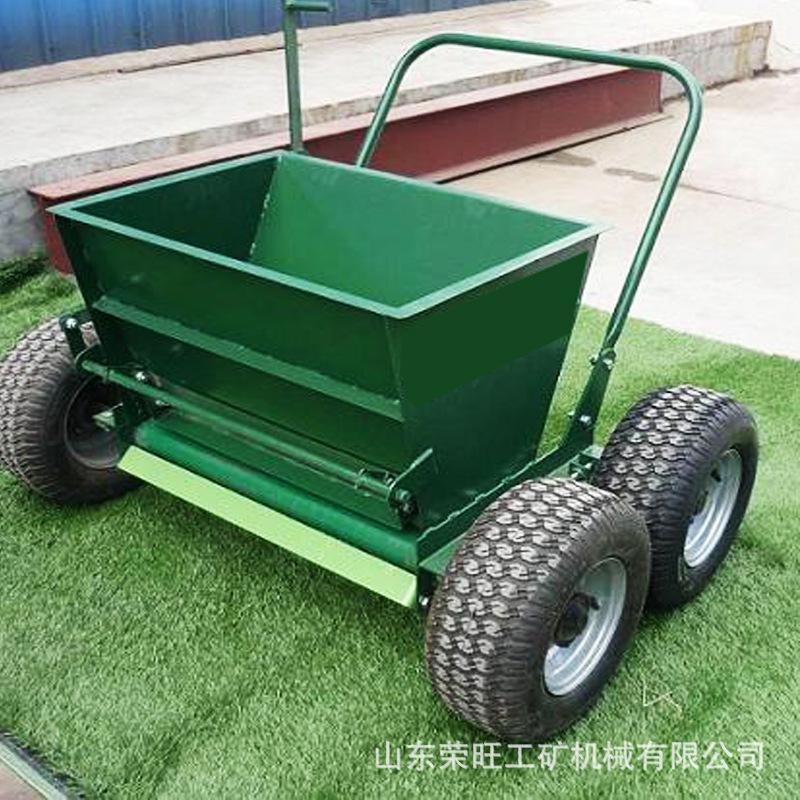 草坪充沙机