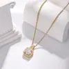 Colar Feminino Acessível de Luxo High-End Diamante Cintilante Diamante Quadrado Zircônia Pingente Geométrico Aço Titânio Colar Joias Acessórios