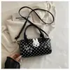 Bolso tipo cubo de lunares estilo coreano para mujer, nuevo y lindo bolso de hombro de dibujos animados 2026, bolso de mano cruzado casual versátil, transfronterizo