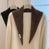 2025 Nuevo Bufanda Triangular de Jacquard Tejida 100% Lana Bufanda Cálida para el Cuello de Otoño e Invierno Estilo Coreano Casual y Versátil
