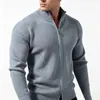 Nueva colección Otoño/Invierno 2026: Suéter de punto abierto para hombre estilo europeo y americano con cuello alto, una prenda de punto moderna y casual para hombres jóvenes