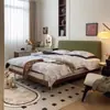 Cama de Madera Maciza con Tela Estilo Retro Francés 1.8m Cama Doble para Dormitorio Principal de Adulto Estilo Europeo 1.5m Cama de Tela Resistente a los Arañazos de Gato para el Hogar