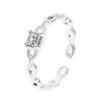 Anillo abierto de lujo ligero con diseño de nicho para mujer, estilo francés, con diamantes y circonitas.