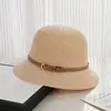 Chapéu de Pescador, Chapéu de Sol para Primavera e Verão, Chapéu de Sol Elegante e Versátil para Mulheres, Novo Chapéu Bucket da Moda com Fivela de Couro