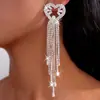 Brincos de Coração com Franja de Zircônia e Agulha de Prata Brincos de Tarraxa Simples e Modernos Toque de Luxo Leve Design de Brinco de Alto Padrão Senso de Design Nicho