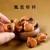 Martillo de Talla de Madera de Melocotonero Viejo Grano Grano de Café Oso Pequeño Colgante Hecho a Mano DIY Creativo Versátil Carpintería Llavero Colgante Accesorio