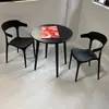 Juego de Plástico para Reuniones de Ocio al Aire Libre con Mesa Redonda Pequeña y Sillas para Balcón, Popular en Cafeterías de Té de Leche de Moda, Mesa de Comedor Simple para Uso al Aire Libre