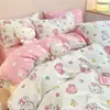 Juego de Cama de Frijol de la Suerte al por Mayor de Cuatro Piezas Funda de Edredón de Tres Piezas Funda de Almohada Sábana para Cama Individual de Dormitorio de Estudiante Funda de Almohada Dos Piezas