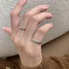 Conjunto de Anéis Populares com Padrão de Diamante do Xiaohongshu 2024 Nova Moda Feminina Anel de Luxo Leve Anel de Ouro Rosa