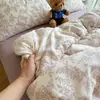 Hilo de doble capa YU ~ Juego de cuatro piezas de gasa de doble capa de grado materno e infantil Corazón de niña francesa Algodón Juego de tres piezas para dormitorio Ropa de cama