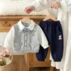 Conjunto de dos piezas para niño: chaqueta cárdigan y pantalones jogger, atuendo infantil de otoño con patchwork de oso lindo, ropa de otoño para niños