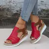 Sandalias de tiras abiertas transfronterizas europeas y americanas para uso en exteriores, talla grande, sandalias de verano con hebilla de comercio exterior, sandalias de cuña europeas y americanas al por mayor, talla grande