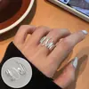 Anillo de fuegos artificiales elegante y exquisito para mujer, lujo ligero, moderno, único, anillo abierto versátil, borde ancho, anillo de moda para el dedo índice de celebridad de internet