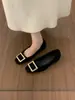 Zapatos Mary Jane de gamuza con hebilla cuadrada metálica estilo coreano, colección nueva 2025, perfectos con vestidos, elegantes y adecuados para ropa de noche y para ir al trabajo.