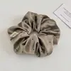 Goma de pelo retro francesa de satén con lunares, accesorio de moda de alta gama para coletas