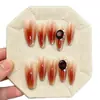 Bosque de Rosas Color Caramelo Café Uñas Portátiles Hechas a Mano Gama Alta Francesas Longitud Media Ojo de Gato Manicura con Diamantes 10 Piezas