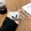 Desenho Animado de Futebol com Decoração Pendurada Adequado para Capa Protetora de Fone de Ouvido AirPods 2ª Geração Novo Sem Fio Apple Bluetooth Universal