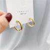 Pendientes de botón dorados simples y personalizados de acero de titanio, resistentes al deslustre, estilo ins de blogger de moda, para mujer