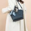 Bolso de moda con estampado de lichi para mujer, sencillo y portátil, de piel auténtica, de comercio exterior, ligero, de lujo, con texto en el hombro.