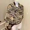 Bufanda larga de color liso, estilo coreano minimalista, con flecos, fina y transpirable, perfecta para llevar alrededor del cuello, como chal o como capa exterior para sesiones de fotos.