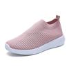 Zapatos de mujer de comercio exterior primavera y verano nuevos zapatos calcetín zapatos deportivos de malla casual de talla grande europeos y americanos Zapatos elásticos tejidos con mosca para mujer
