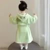 Roupão de Flanela Infantil Outono e Inverno, Toalha de Banho Espessa de Fleece Coral para Meninos e Meninas, Pijama de Casa para Bebê com Capuz