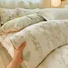 Juego de Ropa de Cama de Invierno de Alta Calidad, Nuevo, con Tallado 3D, de Terciopelo, Cuatro Piezas, de Terciopelo de Leche Burnout, para Mujer, Lujo Ligero, Sensación de Gama Alta